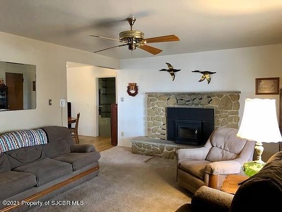 3rd image of 302 E Boyd Dr