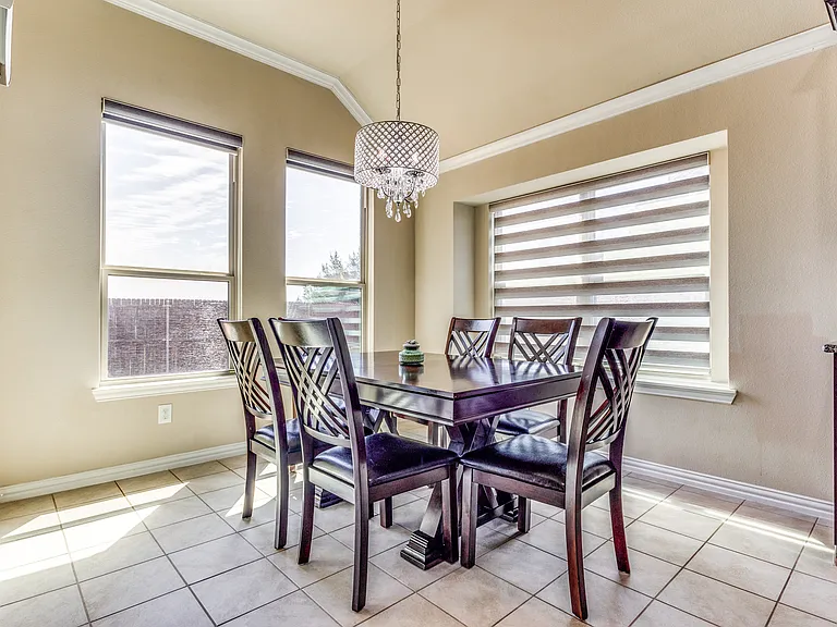 307 Eden Dr — Photo 16
