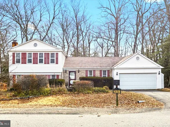 2464 Shawnee Ln, Waldorf, MD 20601