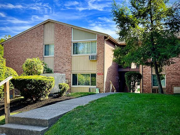 2nd image of 50 Curtis Dr #415