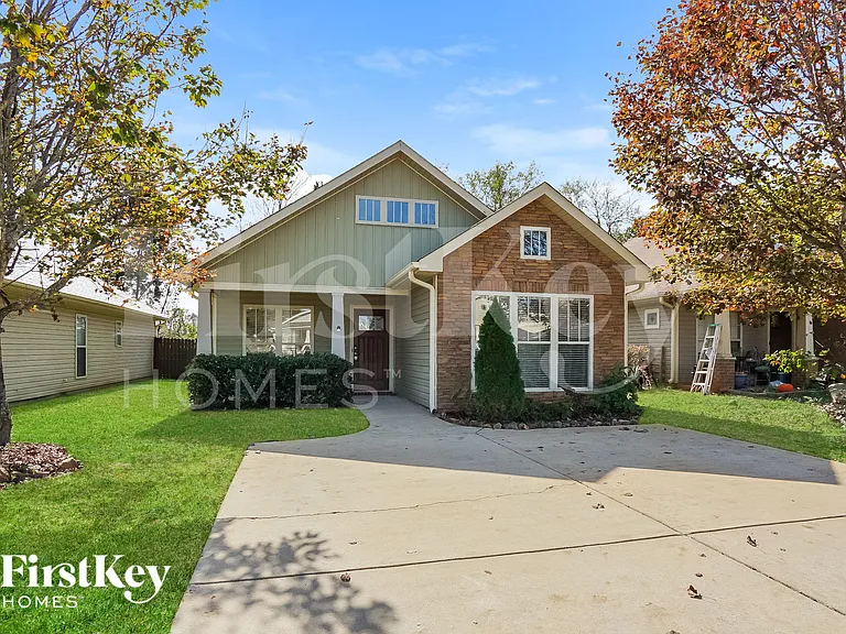 152 Moss Stone Ln — Photo 1