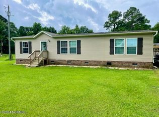 136 Cypress Creek Rd, Chinquapin, NC 28521