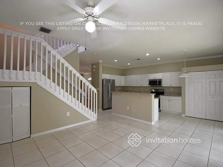 18710 SW 25th Ct — Photo 7