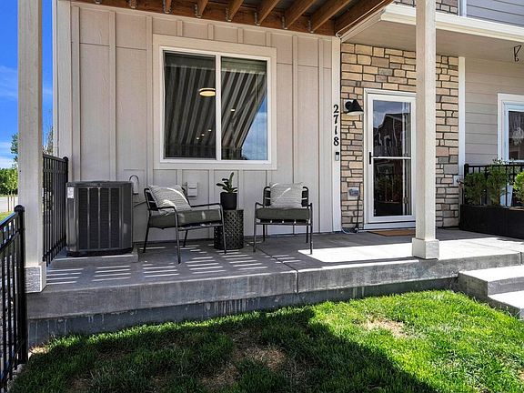 3rd image of 2718 Bear Springs Cir