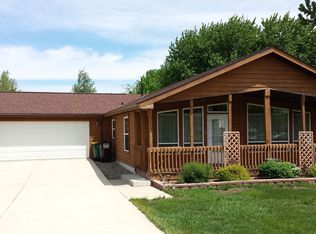 107 1st St NE, Clarks Grove, MN 56016