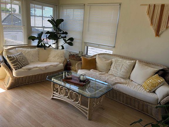 4th image of 4471 Wilson Ave