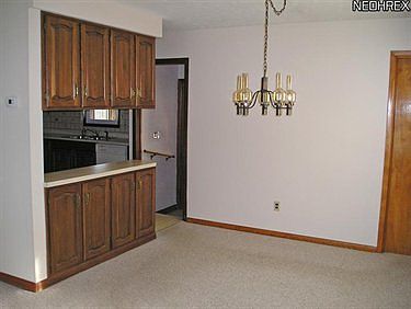 3rd image of 4589 Eastlane Dr