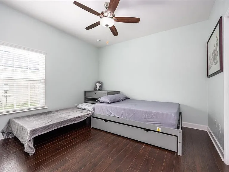5504 NW 34th St — Photo 29