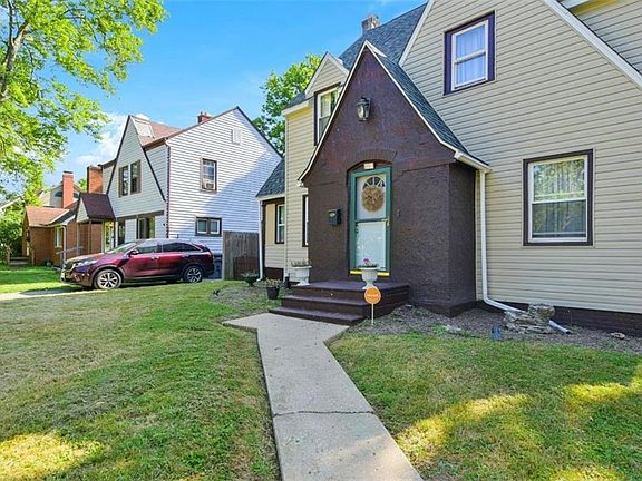 3rd image of 4135 Howard St