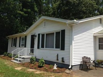 147 Taylor St, Granby, MA, 01033