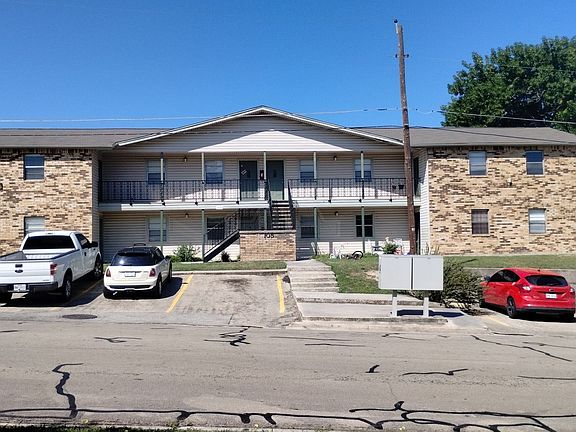 4th image of 105 W Reagan Ave #39