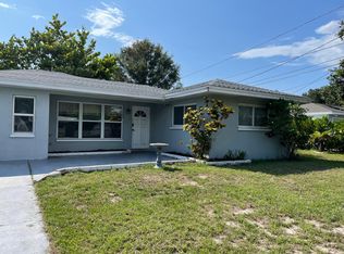 104 Temple Ln, Largo, FL 33770