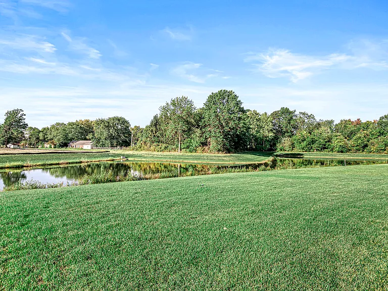 2240 Bauer Creek Dr — Photo 46