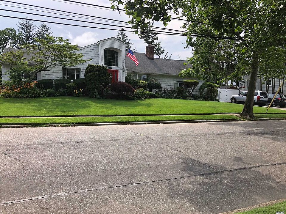 1st image of 104 Harbor Ln