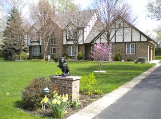 27085 N Anderson Rd, Wauconda, IL 60084