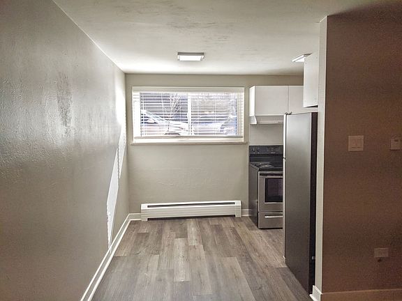 4th image of 1355 N Ogden St #2