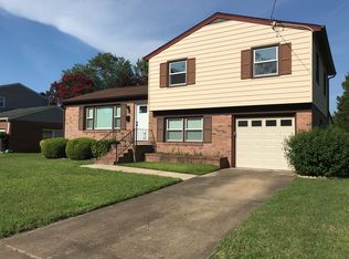 104 Michele Dr, Hampton, VA 23669