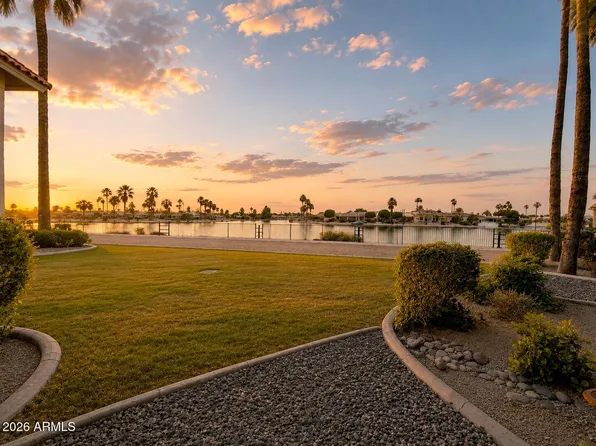 10330 W Thunderbird Boulevard #B114, Sun City, AZ 85351
