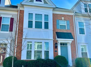 5 Mustang Dr, La Plata, MD 20646