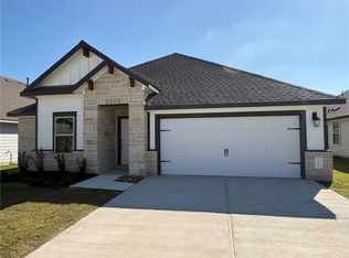 1218 Canton Dr, College Station, TX 77845