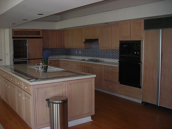 3rd image of 2503 Sea Island Dr