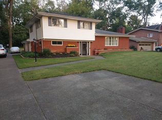 707 Maple Ln, Newburgh, IN 47630