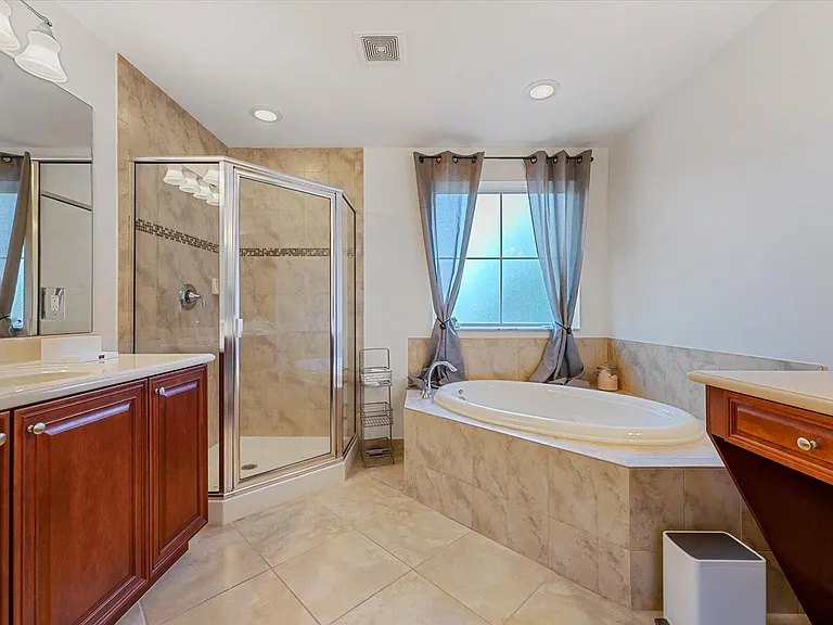 10731 Ivanhoe Ln — Photo 24