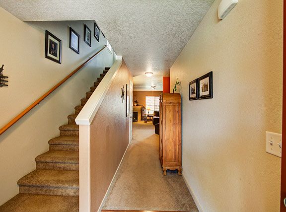 4th image of 10511 NE 67th Ave