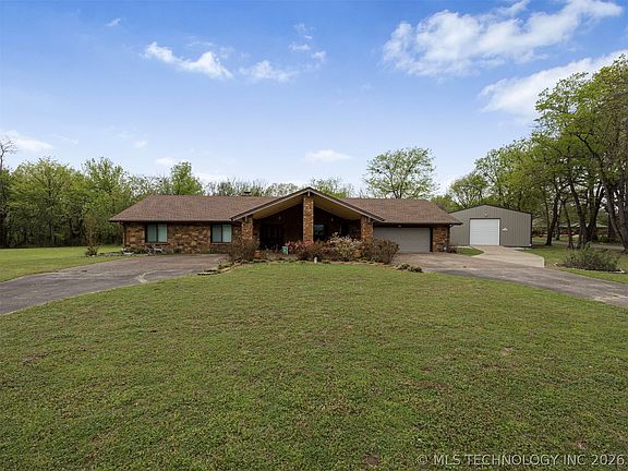 3rd image of 1485 Old Ketchum Rd