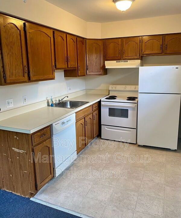 1st image of 233 Parker Ave Floor 2