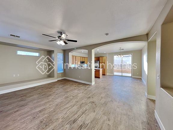 5th image of 5329 Coral Hills St