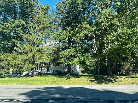2nd image of 99 Lake Walton Rd