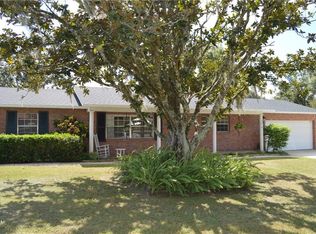 2819 Grapefruit Dr, Auburndale, FL 33823