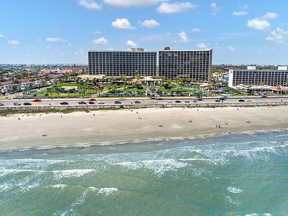 2nd image of 5220 Seawall Blvd APT 1036C