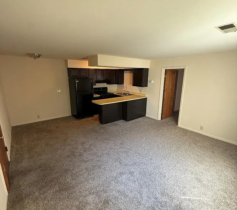 51 S Barker Ave