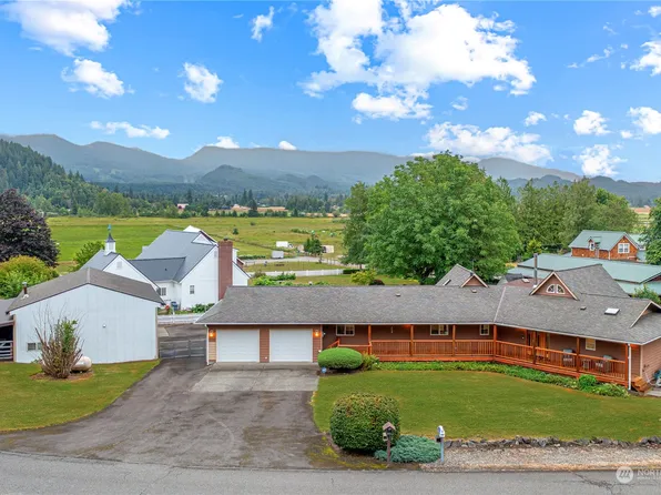 40010 278th Avenue SE, Enumclaw, WA 98022