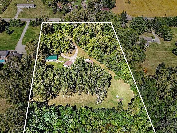 3rd image of 24340 Bordman Rd