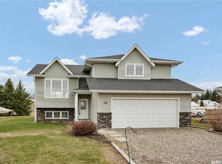 214 Cedar PLACE, Waldheim, SK S0K 4R0