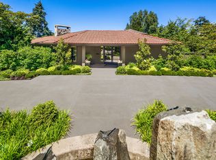 2100 Broadmoor Dr E, Seattle, WA 98112