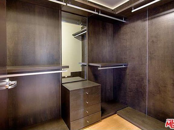5th image of 1100 S Hope St APT 1016