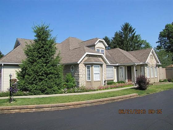 1st image of 704 Knolls Dr
