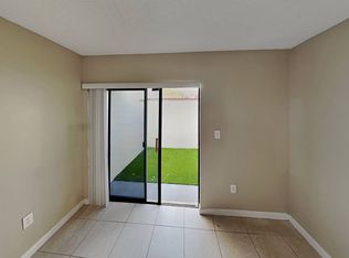 6423 NW 192nd Ter, Hialeah, FL 33015