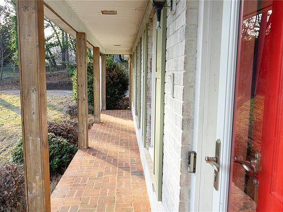 5th image of 201 Partridge Ln