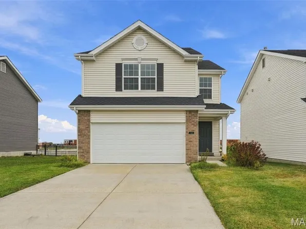 104 Baycrest Court St, Charles, MO 63301