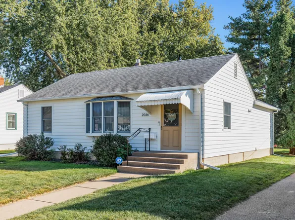2036 Case Ave E, Saint Paul, MN 55119