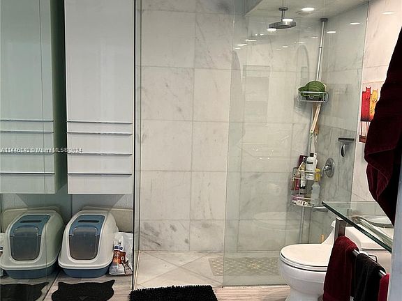 5th image of 200 Galen Dr APT 108