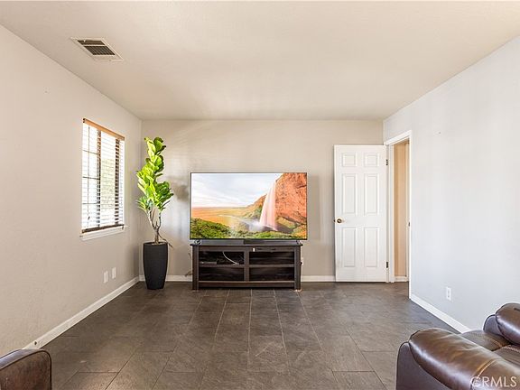 5th image of 22741 Cascade Dr