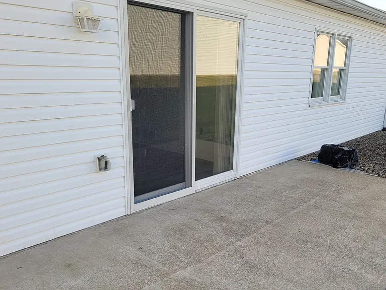 100 Sterling Hills Dr — Photo 45
