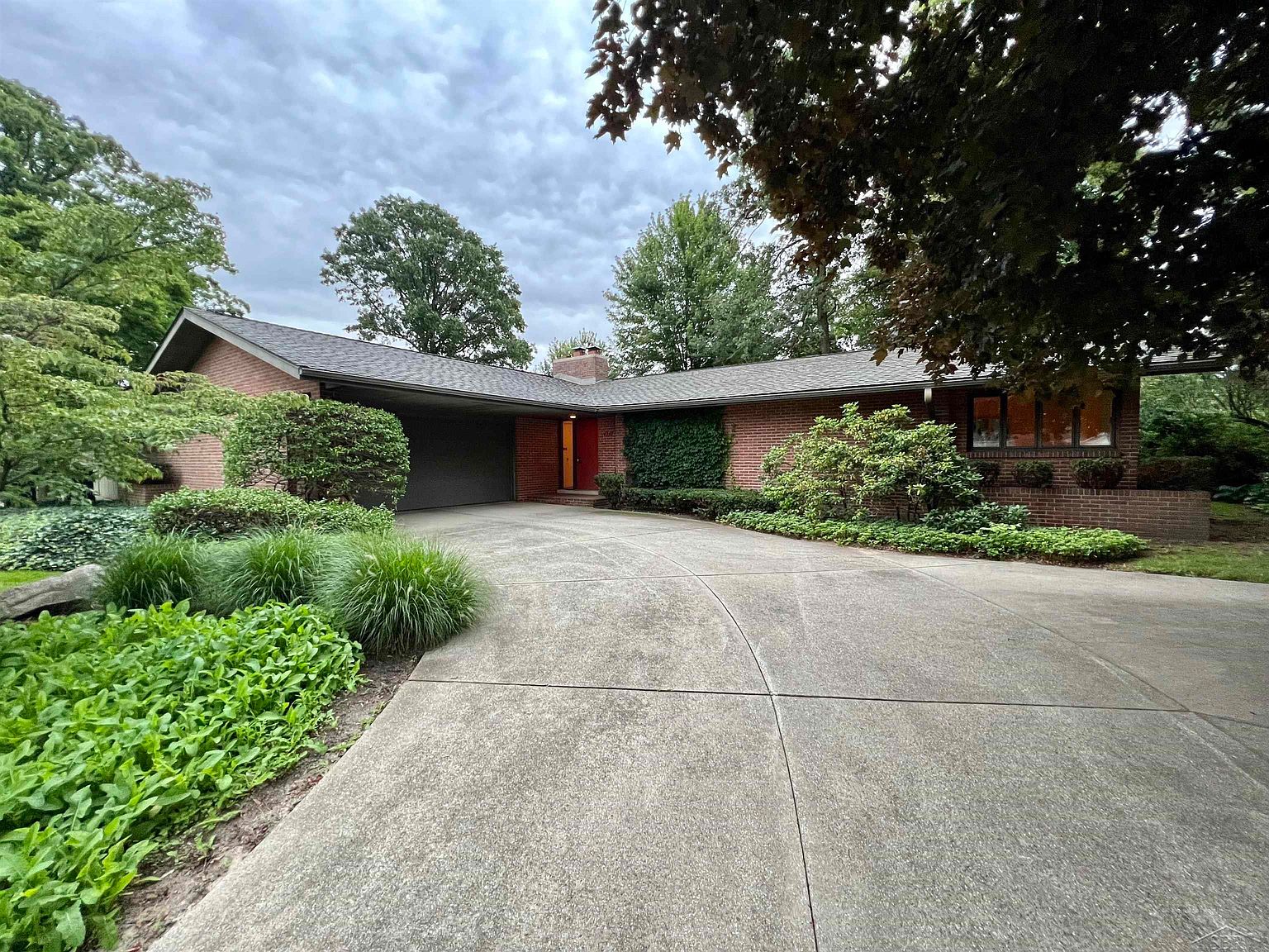 4757 Century Dr, Saginaw, MI 48638 MLS 50119852 Zillow