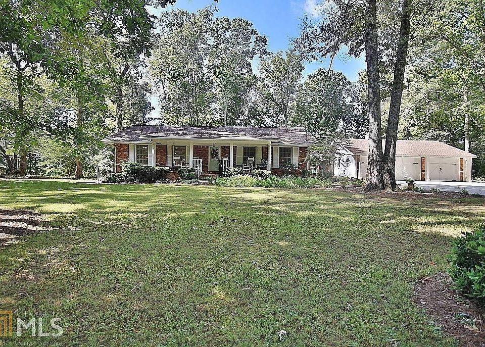 1st image of 3712 S Whippoorwill Dr